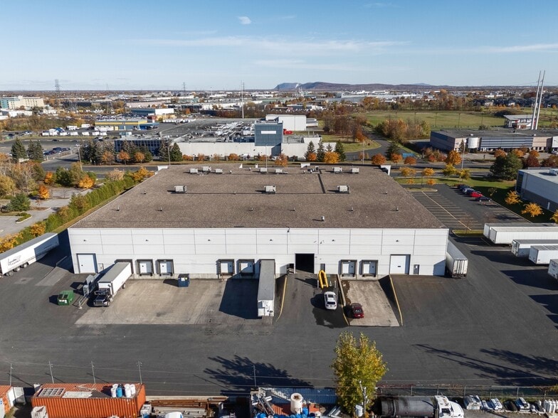 More Photos Of 2625-2655 Boul Jacques-Cartier E, Longueuil Flex For Lease