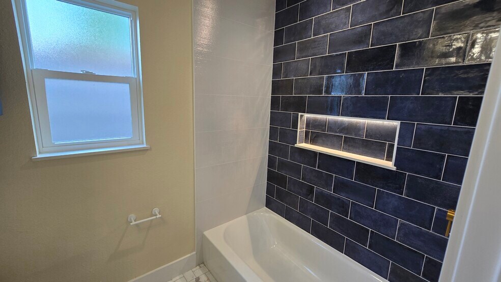More Photos Of , Houston Multifamily For Sale