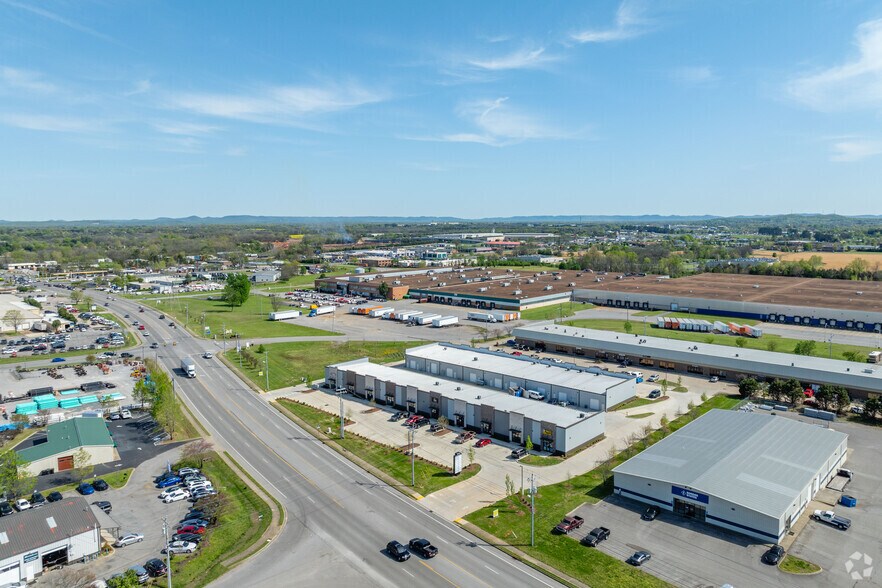 More Photos Of 710 Middle Tennessee Blvd, Murfreesboro Light Manufacturing For Lease