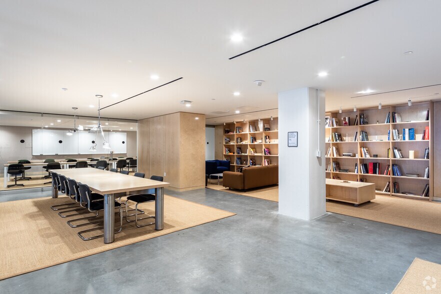 More Photos Of 1100 15th St NW, Washington Office For Lease