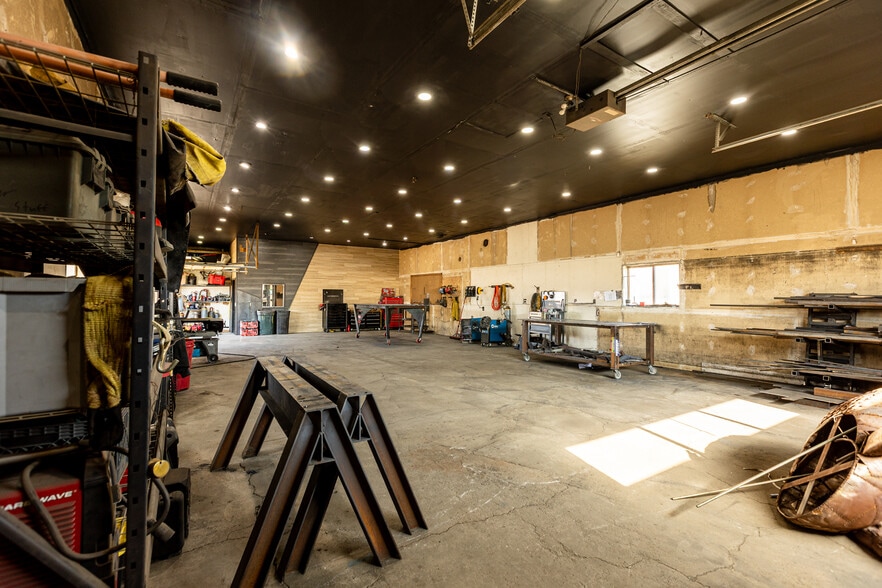 More Photos Of 612 S 9th St, Gunnison Industrial For Sale