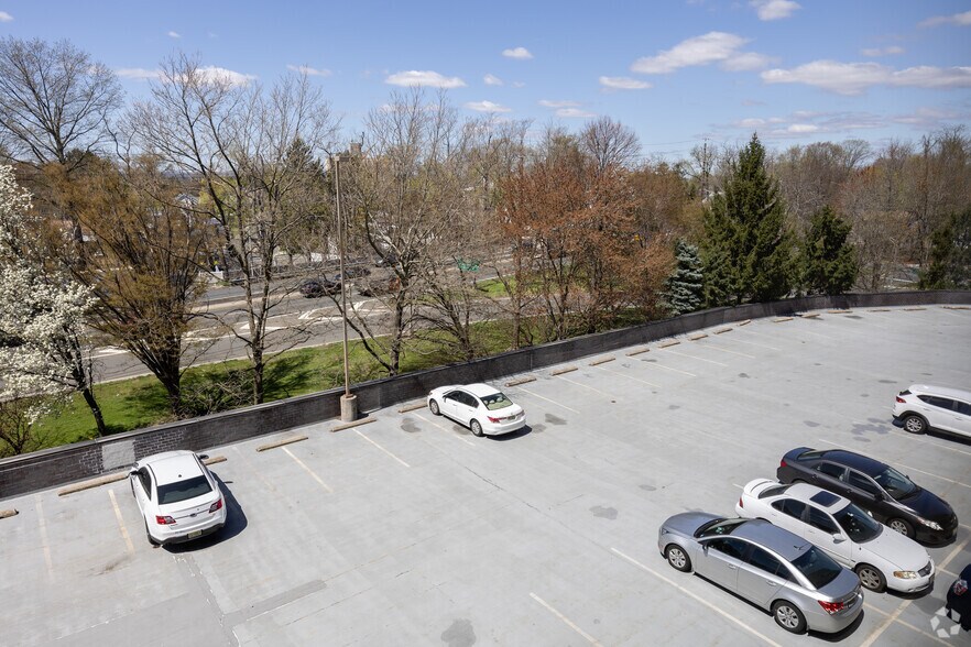 More Photos Of 218 Route 17 N, Rochelle Park Office For Lease