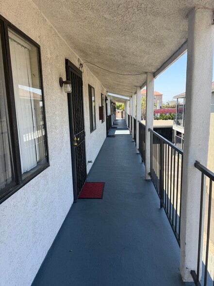 More Photos Of 3940 W 112th St, Inglewood Apartments For Sale
