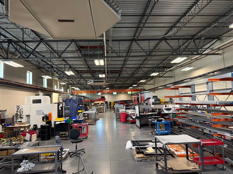 More Photos Of 12875 S Minuteman Dr, Draper Light Manufacturing For Lease