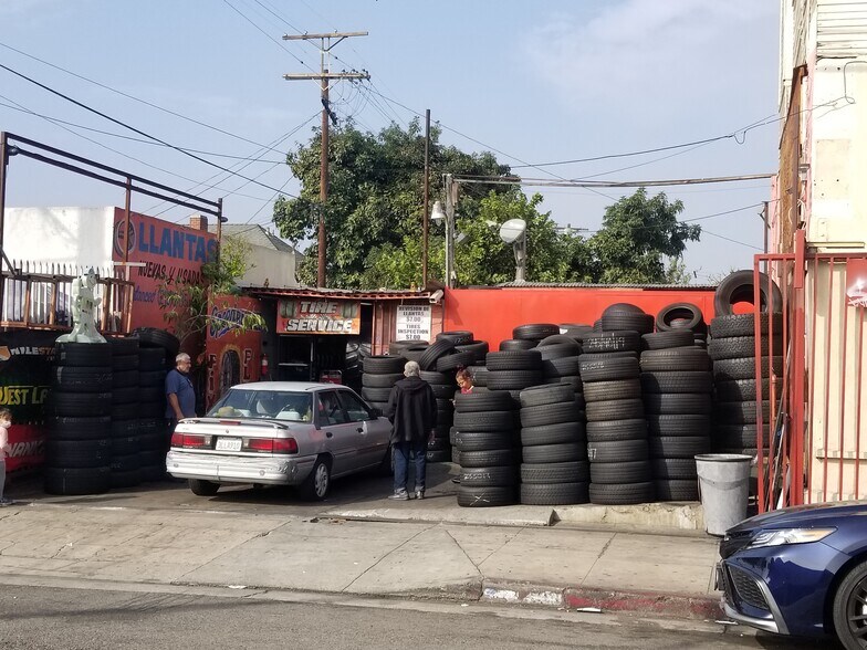 More Photos Of 328 E 24th St, Los Angeles Storefront Retail Residential For Sale