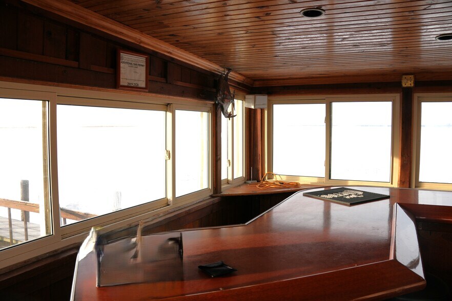 More Photos Of 7707 Dyke Rd, Fair Haven Sports And Entertainment For Sale