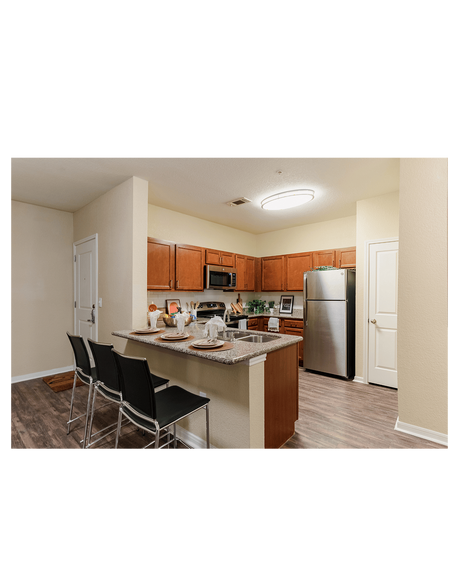 More Photos Of 215 Washington Ave, Waco Apartments For Sale