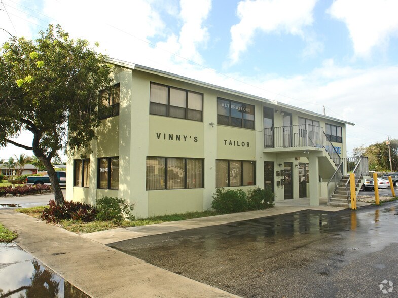 Primary Photo Of 602 W Lantana Rd, Lake Worth Medical For Lease