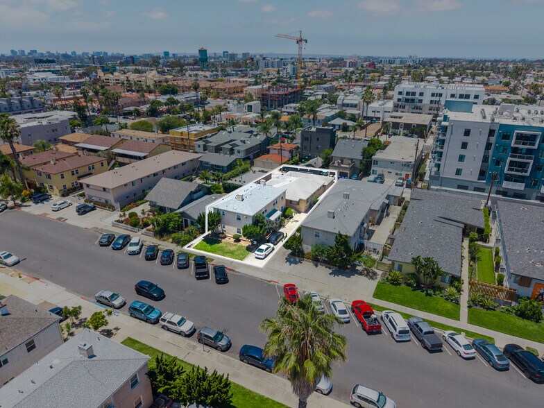 Primary Photo Of 4454-4460 Illinois St, San Diego Apartments For Sale
