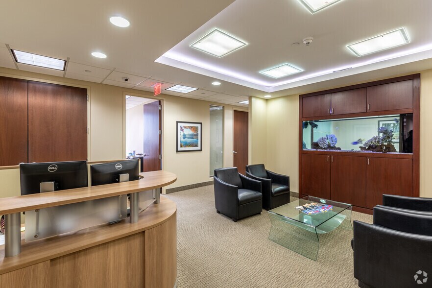 More Photos Of 445 Hamilton Ave, White Plains Coworking Space