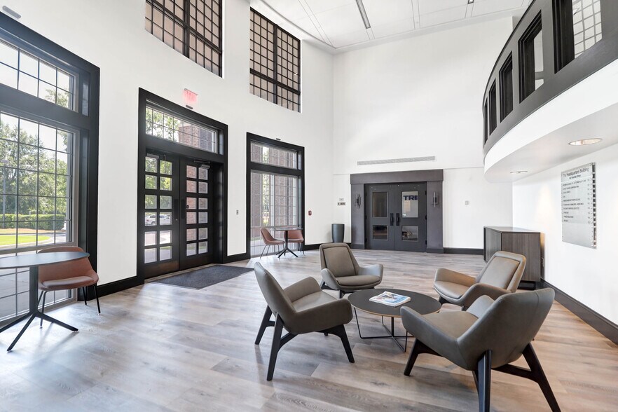 More Photos Of 146 Fairchild St, Charleston Office For Lease