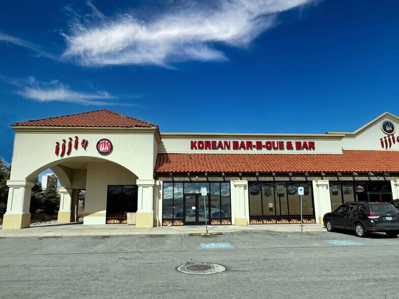 More Photos Of 10580 N McCarran Blvd, Reno Storefront For Sale