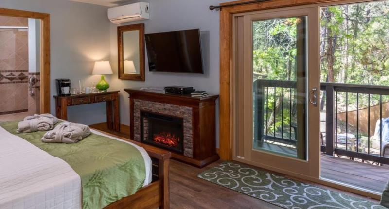 More Photos Of 460 E Sheridan Ave, Williams Hospitality For Sale