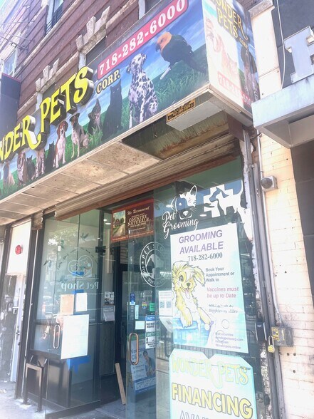 Primary Photo Of 969 Flatbush Ave, Brooklyn Storefront Retail Residential For Lease