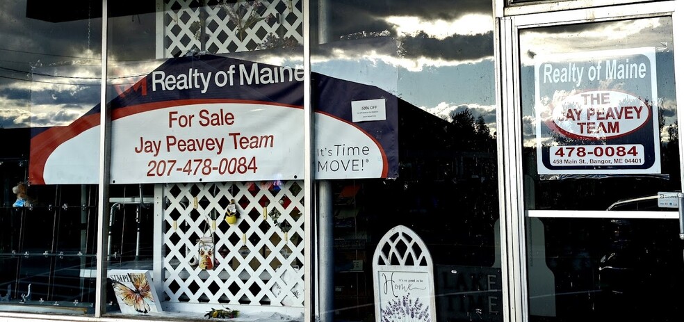 More Photos Of 59 Main St, East Millinocket General Retail For Sale