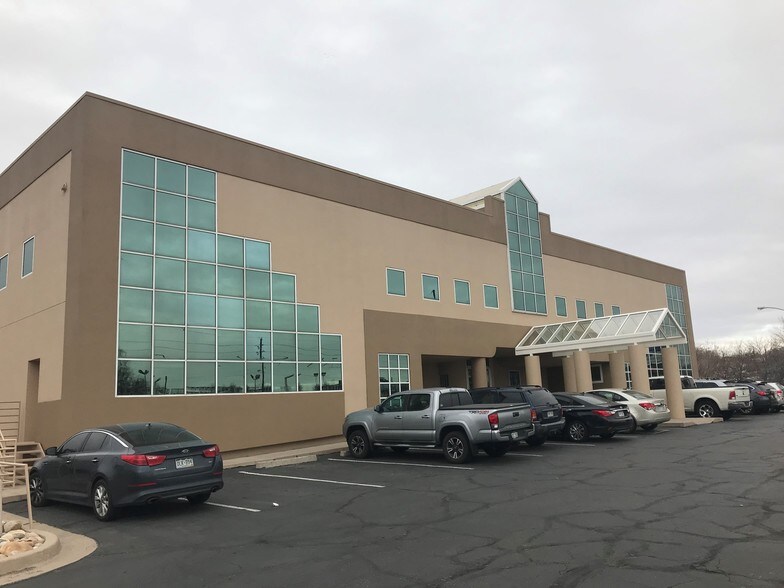 More Photos Of 6301 N Federal Blvd, Denver Showroom For Lease