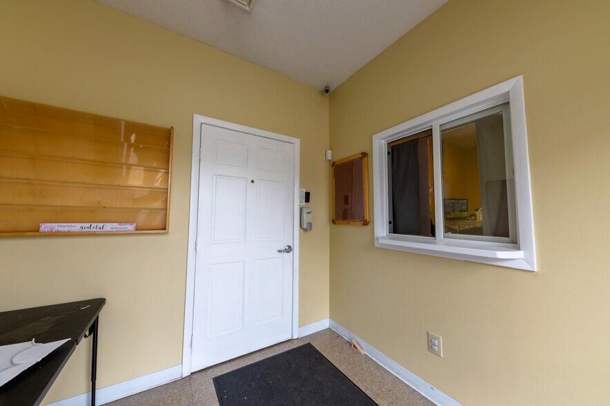 More Photos Of 325 Connellsville St, Uniontown Daycare Center For Sale