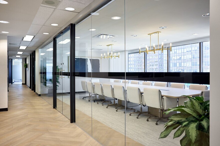 More Photos Of 700 2 St SW, Calgary Office For Lease