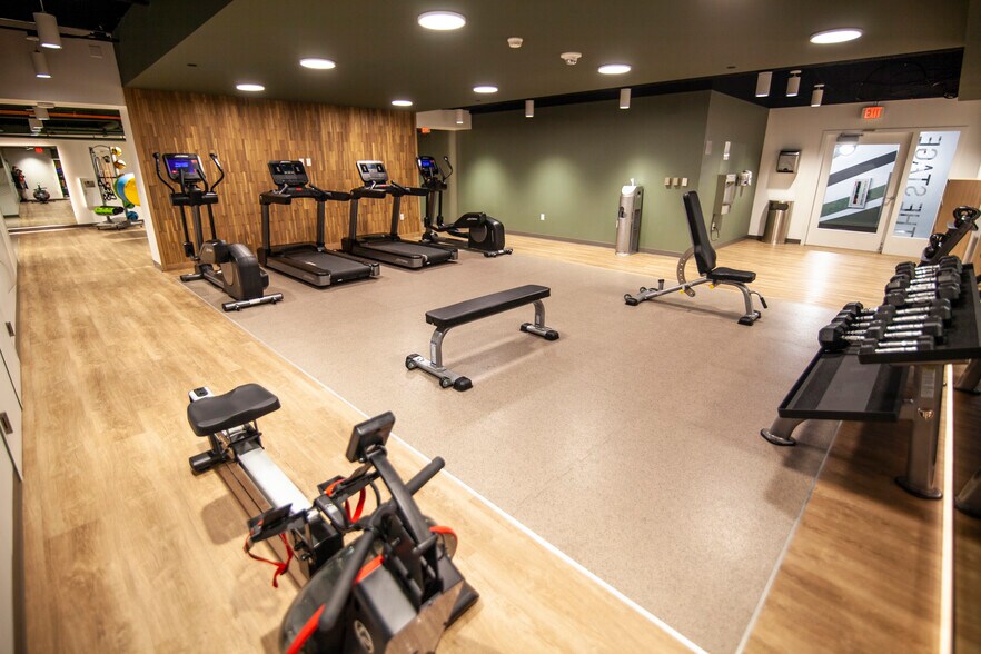 More Photos Of 805 SW Broadway, Portland Coworking Space