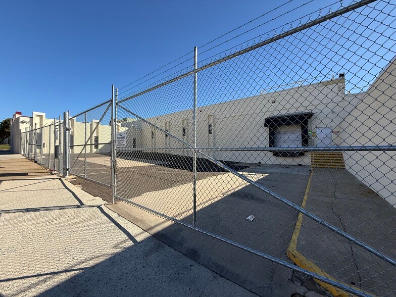 More Photos Of 4001 N American St, Philadelphia Warehouse For Lease
