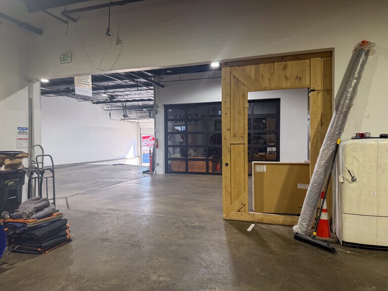 More Photos Of 3801 Race St, Denver Showroom For Lease