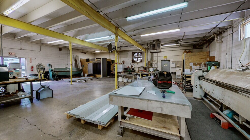 More Photos Of 405 Industrial Dr, Mount Juliet Warehouse For Sale