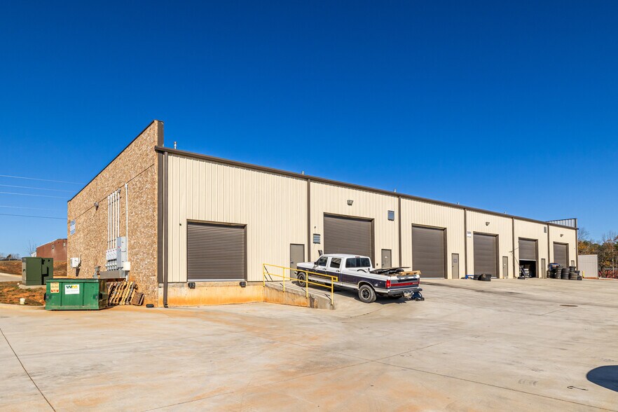 More Photos Of 4337 McBrayer Rd, Oakwood Warehouse For Sale