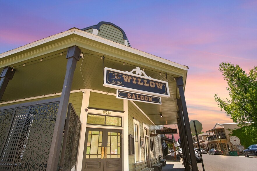 More Photos Of 18723 Main St, Jamestown General Retail For Sale