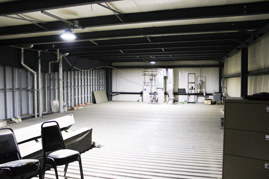 More Photos Of 895 W County Road 350 N, North Vernon Warehouse For Sale