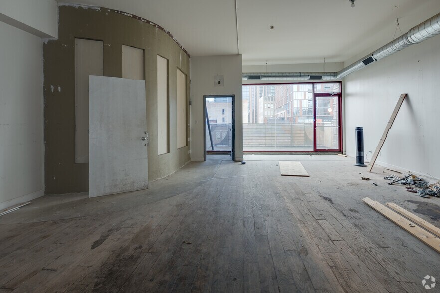 More Photos Of 1113 W Randolph St, Chicago Storefront Retail Residential For Sale