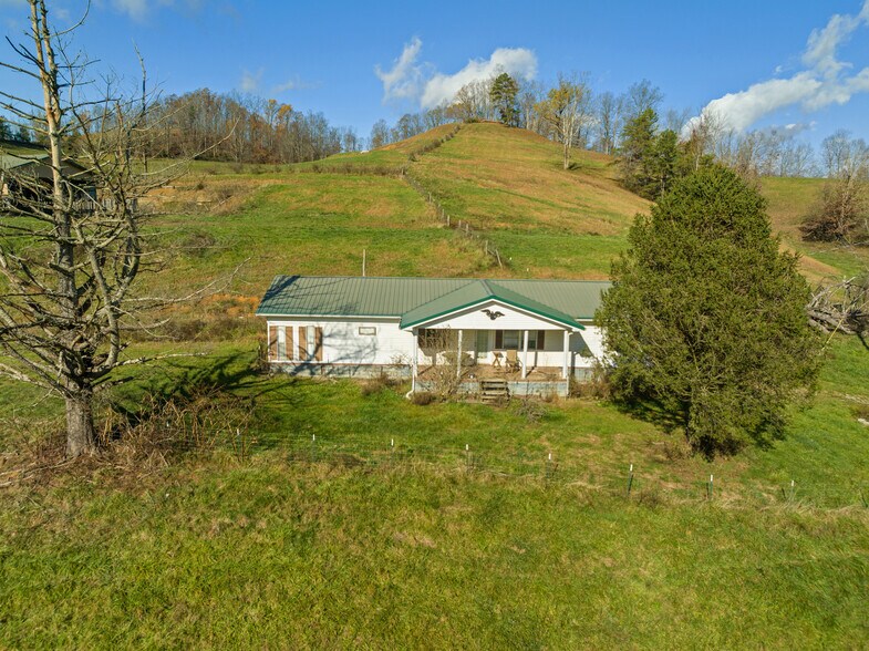 More Photos Of 2374 Murphy Fork Rd, Hazel Green Lodge Meeting Hall For Sale