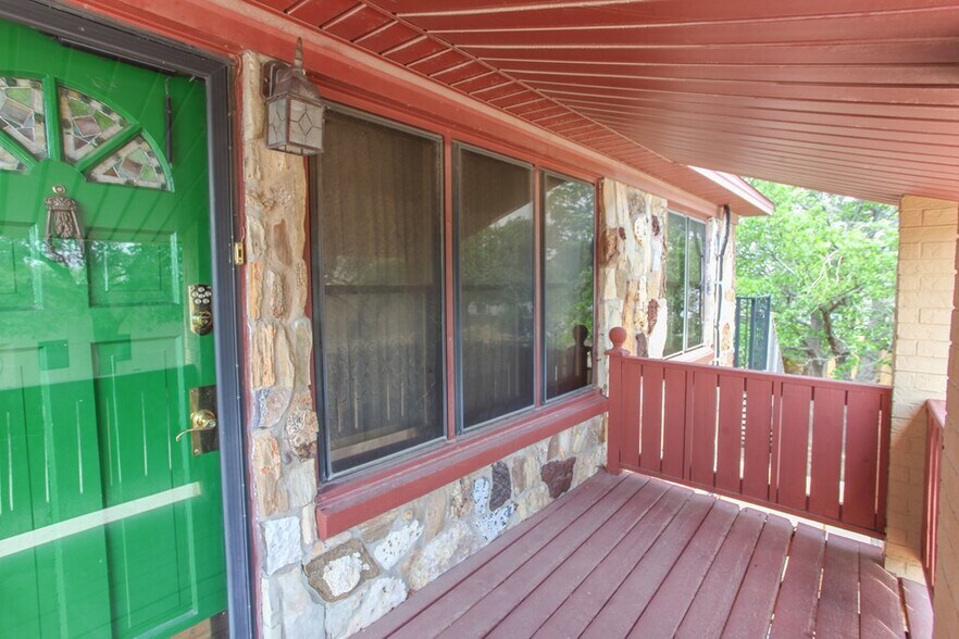 More Photos Of 1201 E 11th Pl, Big Spring Specialty For Sale