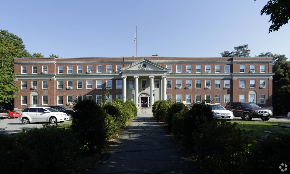 More Photos Of 9 Green St, Augusta Office For Lease