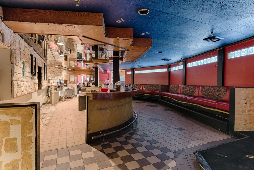 More Photos Of 243 W Roosevelt Rd, West Chicago Bowling Alley For Lease
