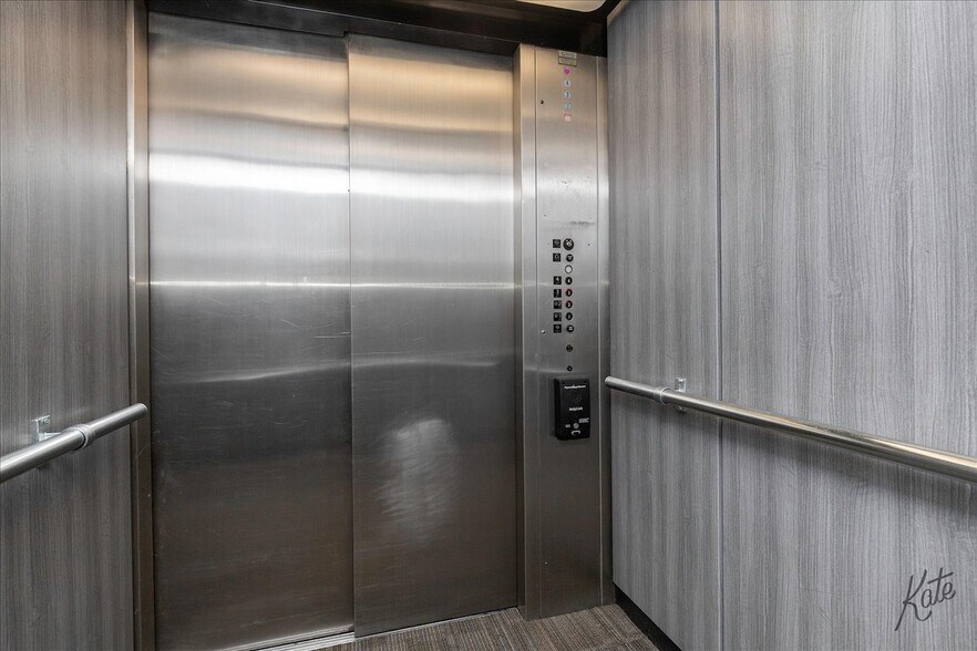 More Photos Of 1533 Lacey St, Fairbanks Apartments For Sale