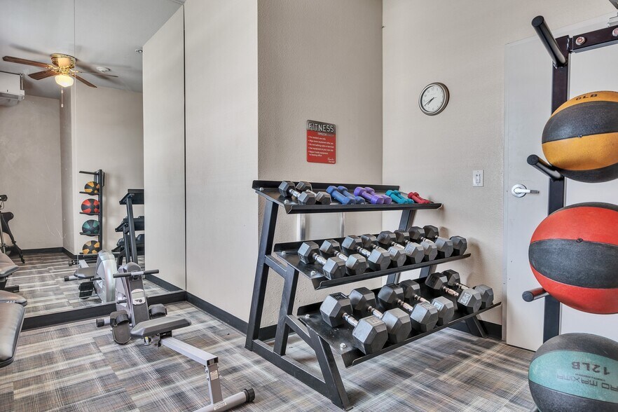 More Photos Of 2388 Madden Ave, San Jose Apartments For Sale