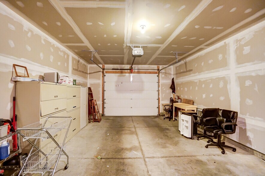 More Photos Of 3300 Philadelphia Dr, Dayton Medical For Sale