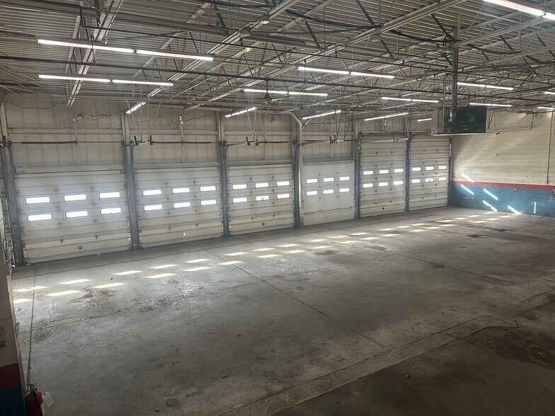 More Photos Of 120 Broadway St, Buffalo Auto Repair For Lease