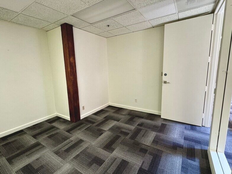 More Photos Of 521 SW 11th, Portland Loft Creative Space For Lease