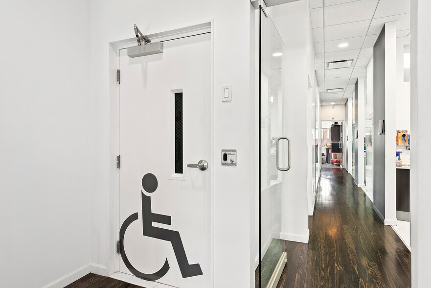 More Photos Of 61-07 Utopia Pky, Fresh Meadows General Retail For Sale