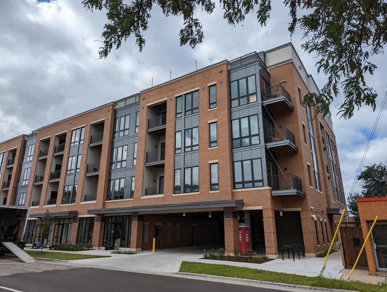 More Photos Of 1252 S Park St, Madison Apartments For Lease