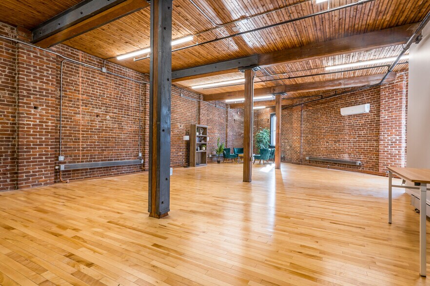 More Photos Of 266-268 St Aberdeen, Sherbrooke Office For Lease