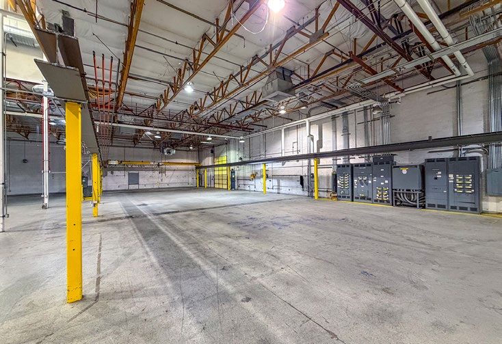 More Photos Of 6145 W Detroit St, Chandler Manufacturing For Lease