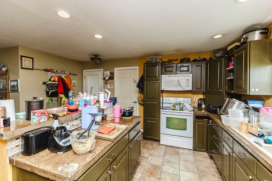 More Photos Of 1663 Georgia Rd, Humboldt Specialty For Sale