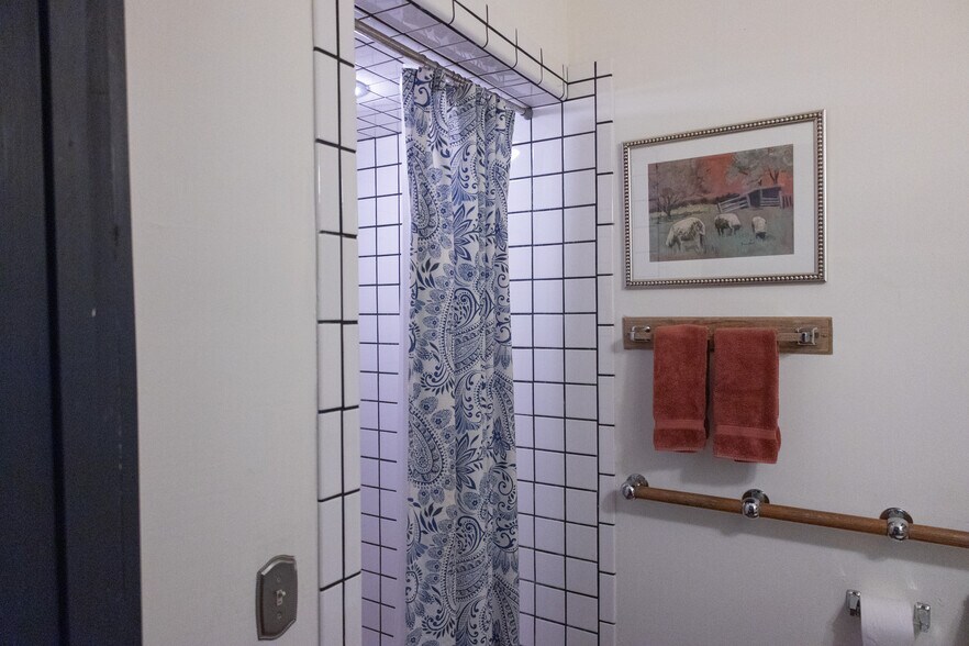More Photos Of 585 Calle La Placita, Lincoln Hospitality For Sale