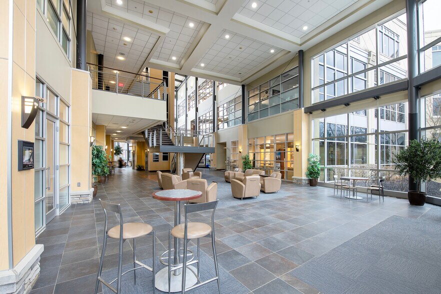 More Photos Of 1 Park West Blvd, Akron Medical For Lease