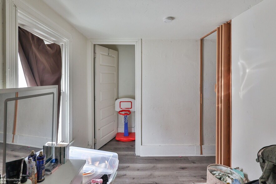 More Photos Of 304 E Kline Ave, Lansford Multifamily For Sale