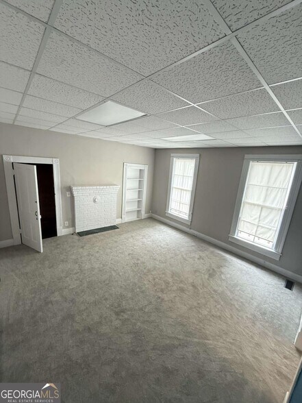 More Photos Of 80 Church St, Winder Office For Sale