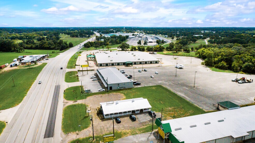 More Photos Of 1501 N Trade Days Blvd, Canton Storefront Retail Office For Sale