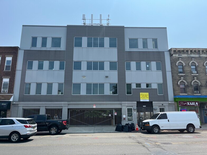 More Photos Of 690 Broadway, Bayonne Medical For Lease